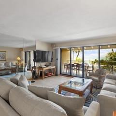 Relaxed and Easy Oceanfront Townhouse