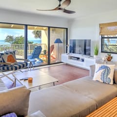 Nautical Natural Light Oceanfront Townhouse