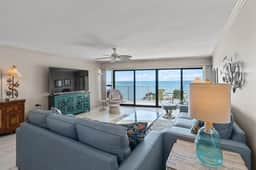 Fresh & Light Oceanfront Condo
