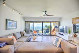Nautical Natural Light Oceanfront Townhouse
