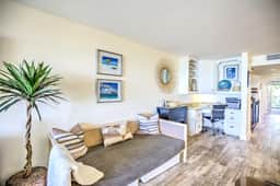 Oceanfront Boho Chic Townhouse