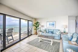 Stunning 180° Open Water Views