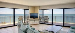 Stunning 180° Open Water Views