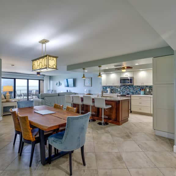 BEST SUNSETS in Keys/Ocean Front/KeyColonyPoint#15/GreatPool/30 ft from Beach - Image 1