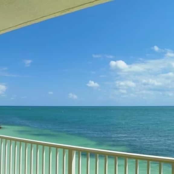 Luxuriously Remodeled & Expansive Wraparound Ocean Views - Image 1