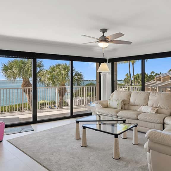 Huge Sunset Views From Wraparound Windows - Image 1