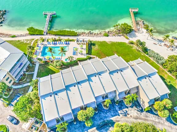 Welcoming & Tropical Oceanfront 3bd/3bath Townhouse