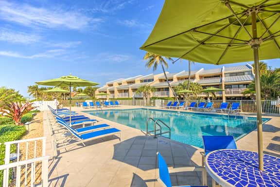 Tropical & Elegantly Updated Oceanfront Townhome