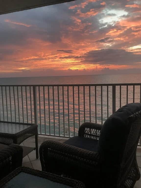Luxuriously Remodeled & Expansive Wraparound Ocean Views