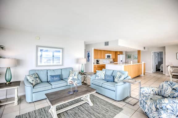 Stunning 180° Open Water Views