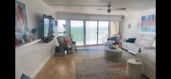 Paradise Found: Stunning Oceanfront 2 bed/2.5 bath Condo