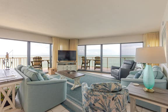 Stunning 180° Open Water Views - Image 1